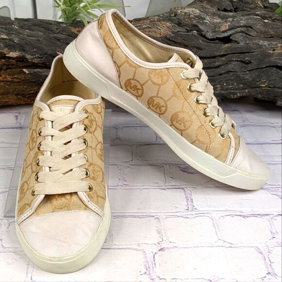 Michael Kors Monogram Jacquard Signature Sneakers - Picture 1 of 12
